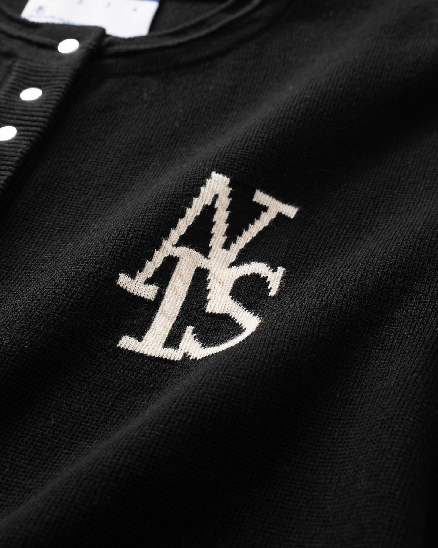 ATYS® TRICOLOR SNAP BUTTON CARDIGAN