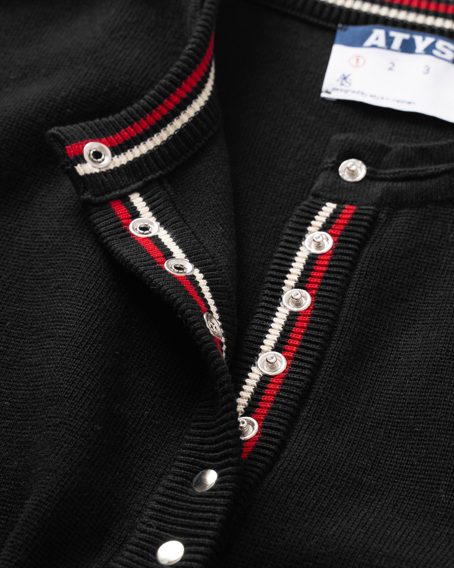 ATYS® TRICOLOR SNAP BUTTON CARDIGAN